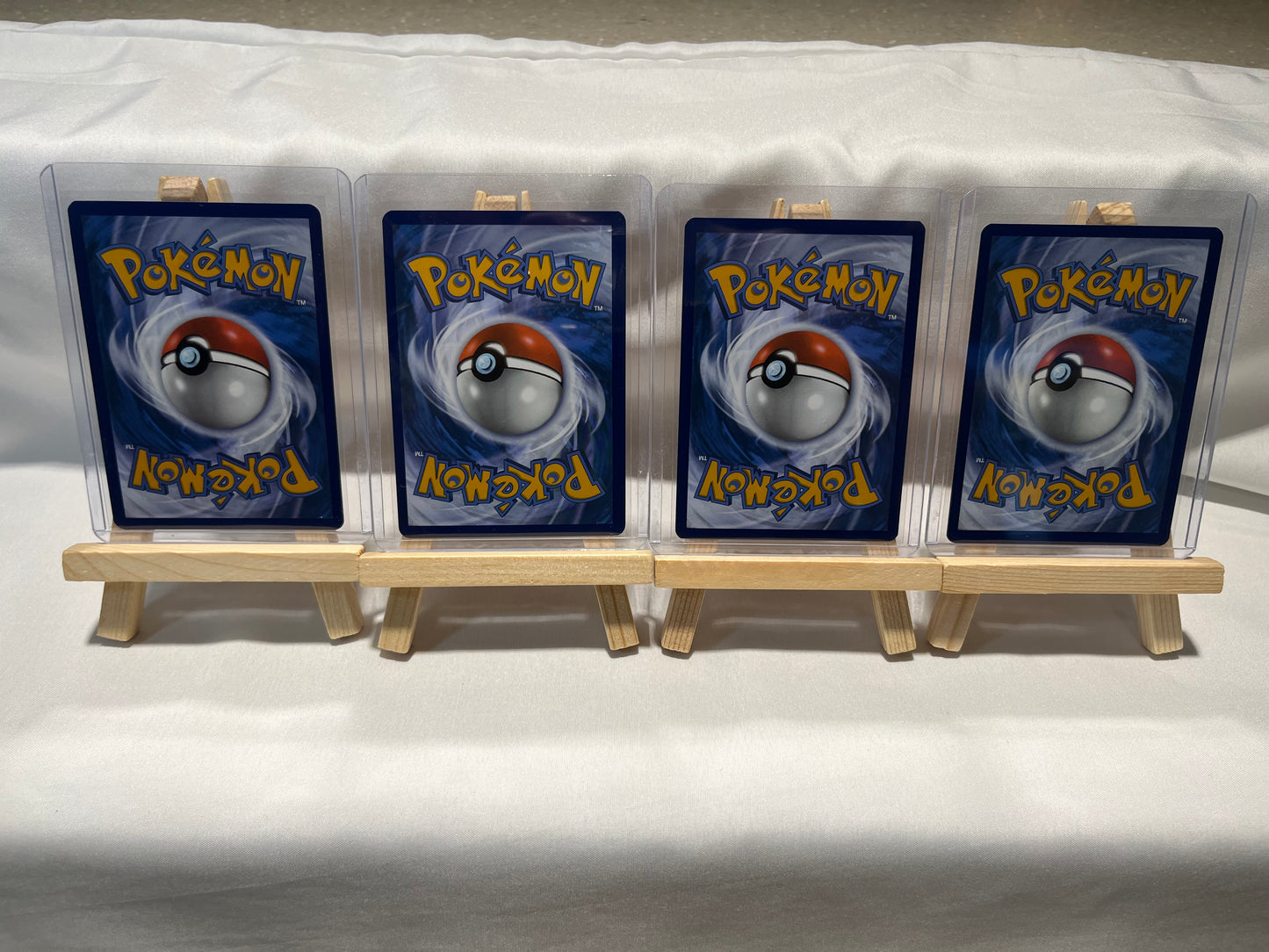2023 Pokemon Latios and Latias Set