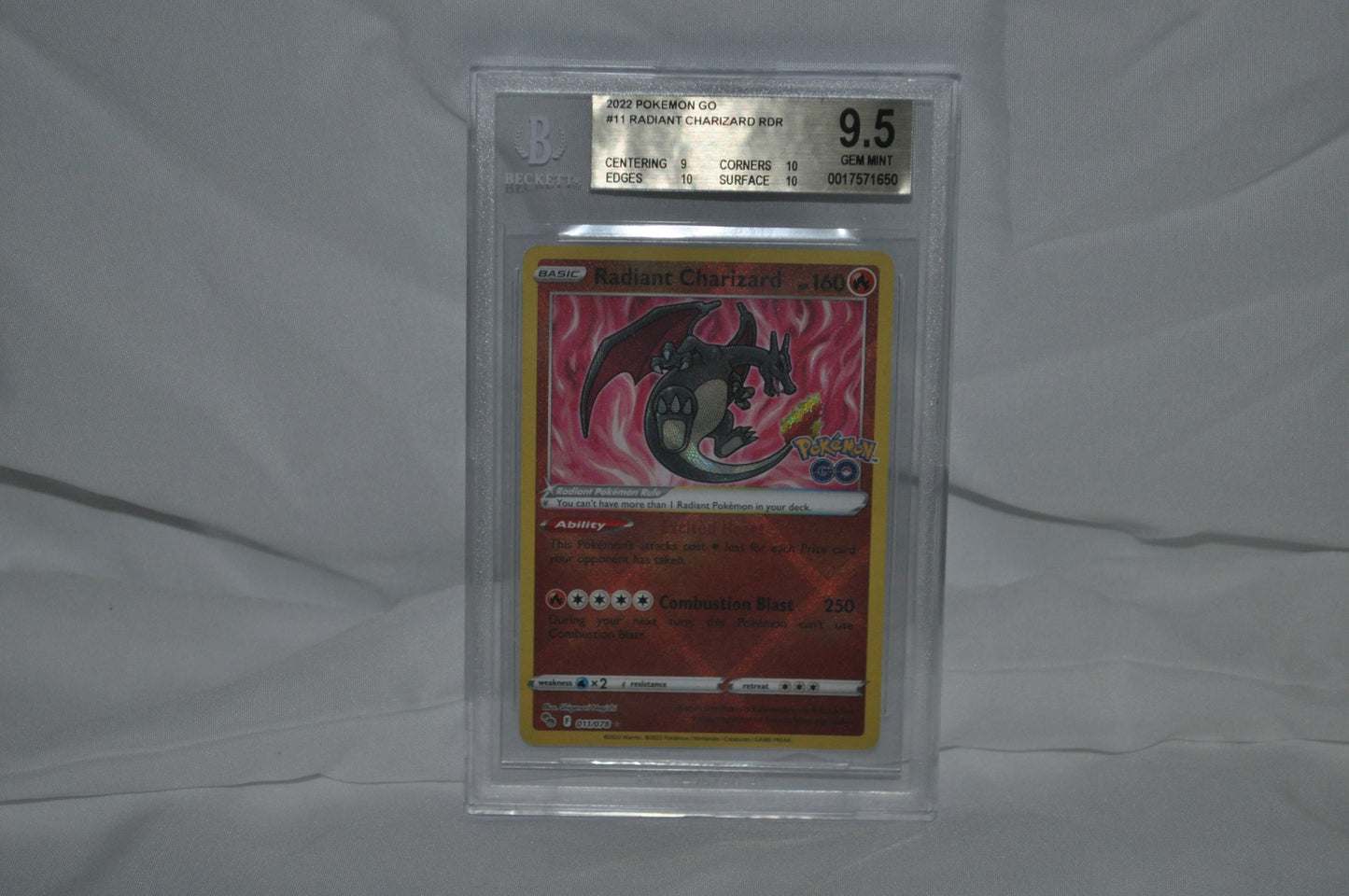 2022 Pokemon Go, Radiant Charizard, #11