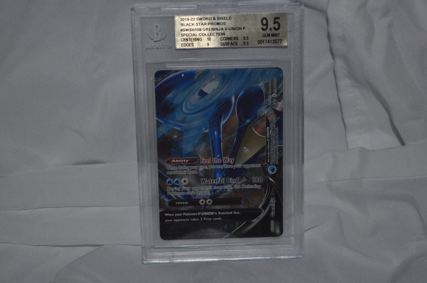 2019-2022 Sword & Shield Black Star Promos, Greninja V-Union #SWSH158